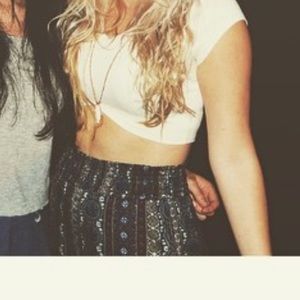 High-wasted flared pants